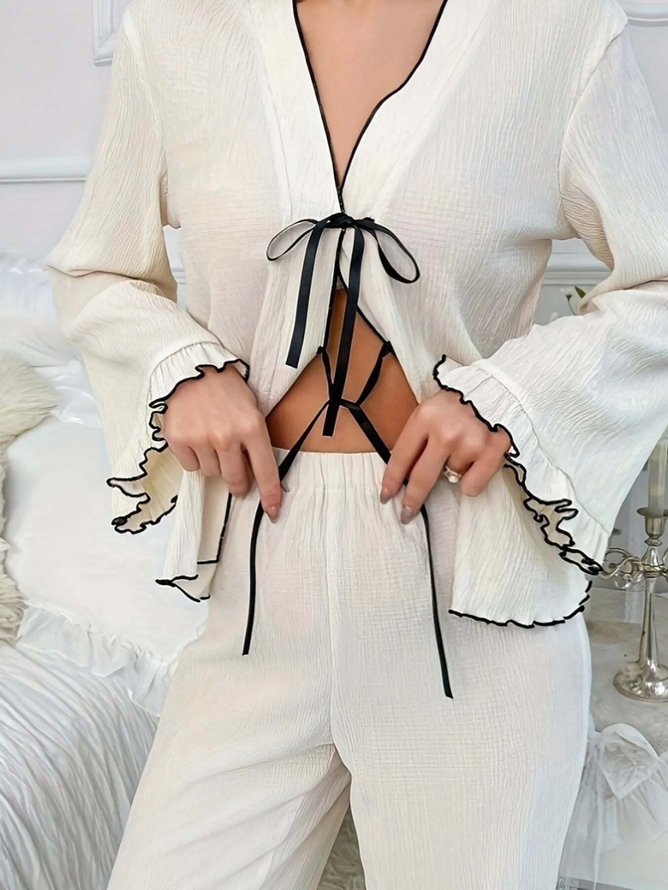 Curlyhaircode™ Contrast-Trim Bow-Tie Shirt & Pants Lounge Set